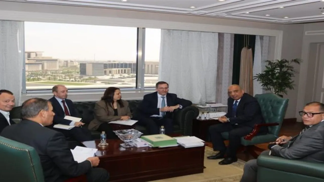 مصر وبريطانيا تخططان لتوسيع التعاون في الطاقة المتجددة